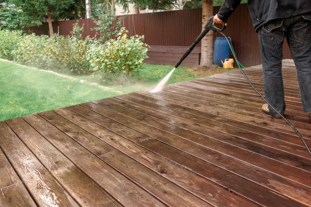 Professional  Pressure Washing Services in Quincy, MI
